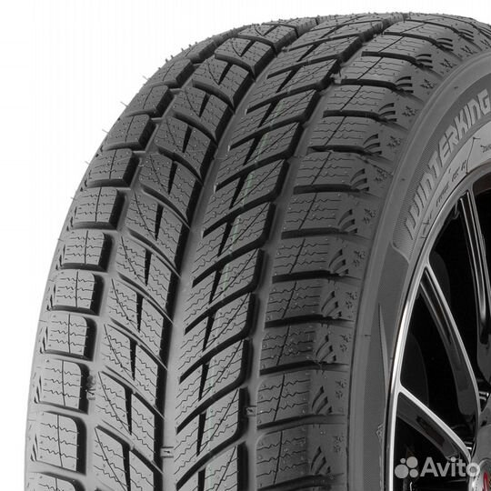 DoubleStar DW09 245/40 R18 93H