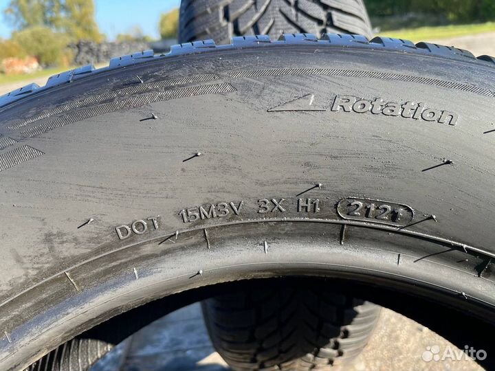 Hankook Winter I'Cept Evo 3 X W330A 235/60 R18