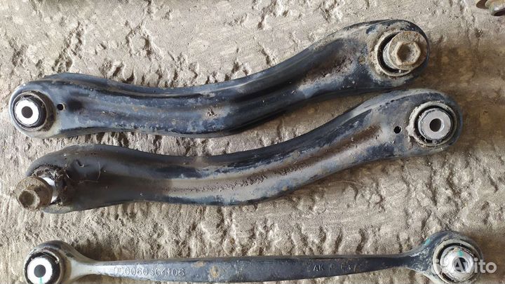 Рычаг задний Мерседес мл w164