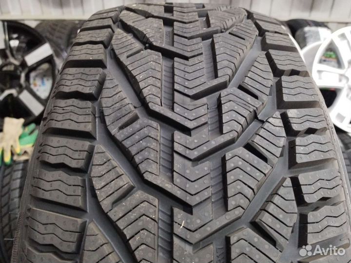 Tigar Winter 235/55 R17 103V