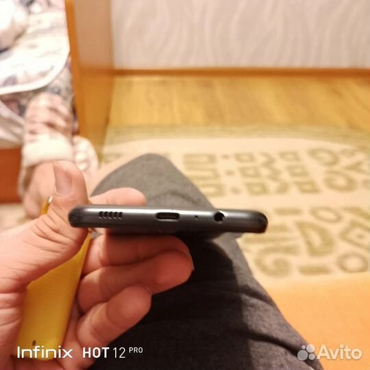 Samsung Galaxy A12, 4/32 ГБ