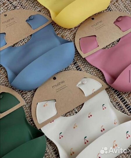 Силиконовый нагрудник mushia