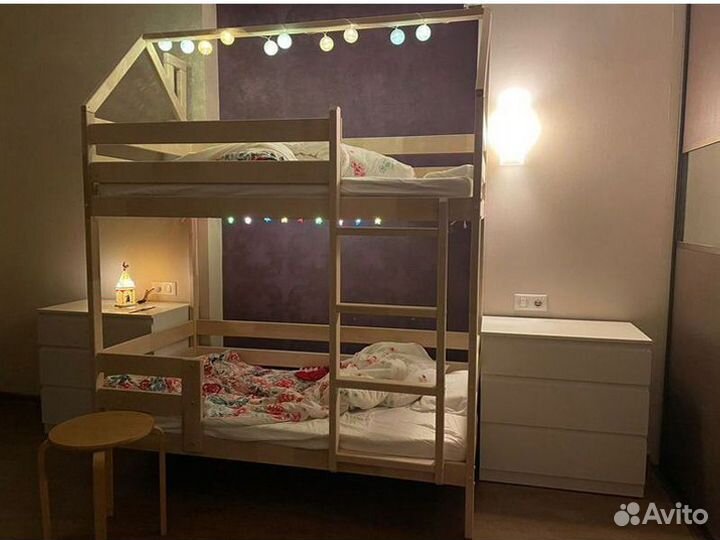 Двухъярусная детская кровать