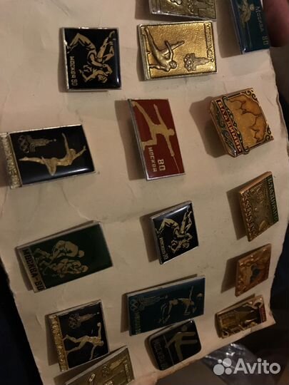 Значки Москва 80