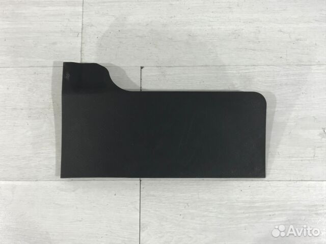 Накладка центральной консоли прав KIA sorento 2 2