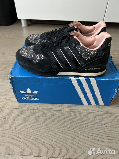 Кроссовки adidas 41