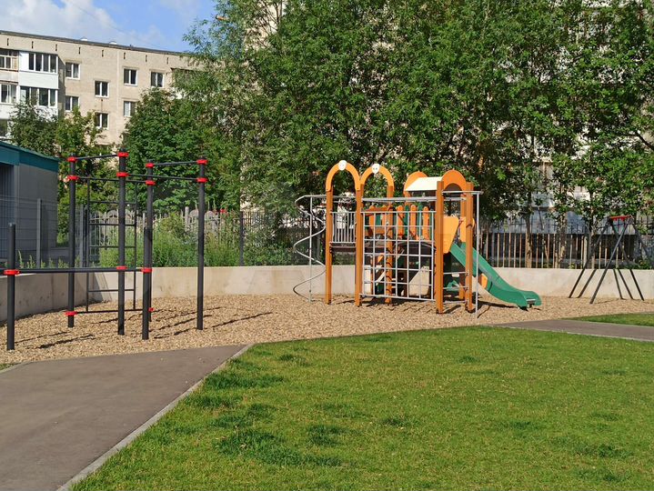 3-к. квартира, 96 м², 17/25 эт.