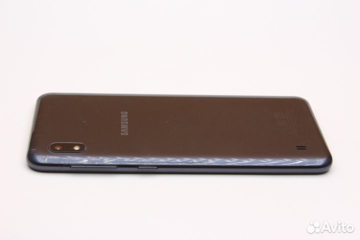 Samsung Galaxy A10, 2/32 ГБ