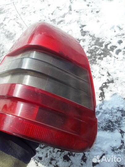 Фонари задние Mercedes-Benz C W202