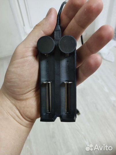 Блок питания для литий-ионных аккумуляторных батар