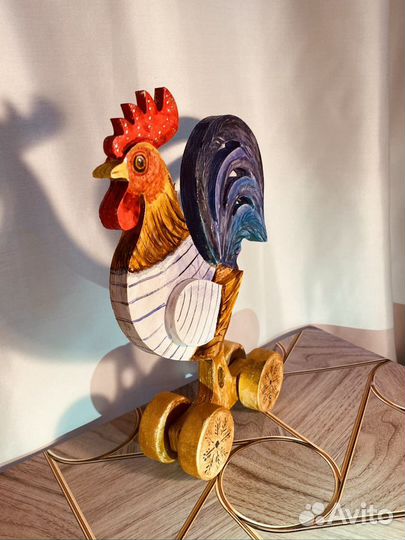 Петух деревянный. Роспись