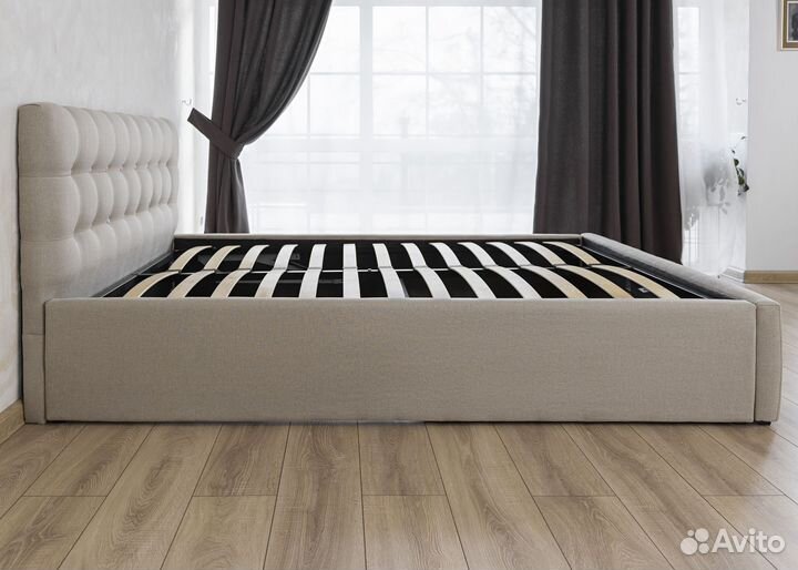 Кровать с матрасом двуспальная 160х200 Марсель