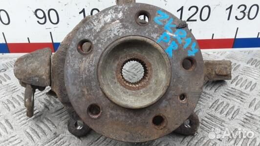 Ступица передняя правая opel vivaro (ZKR17N901)