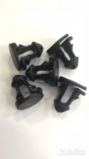 Защелка стекла для снегохода BRP 517304744