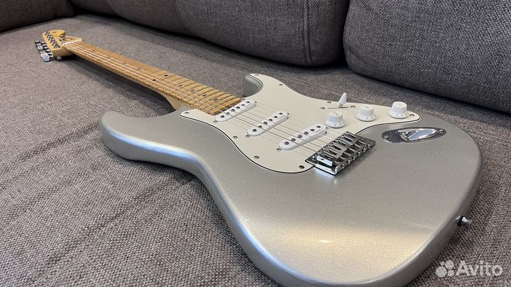 Электрогитара Fender Stratocaster