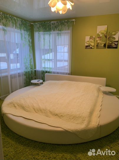 Круглая кровать