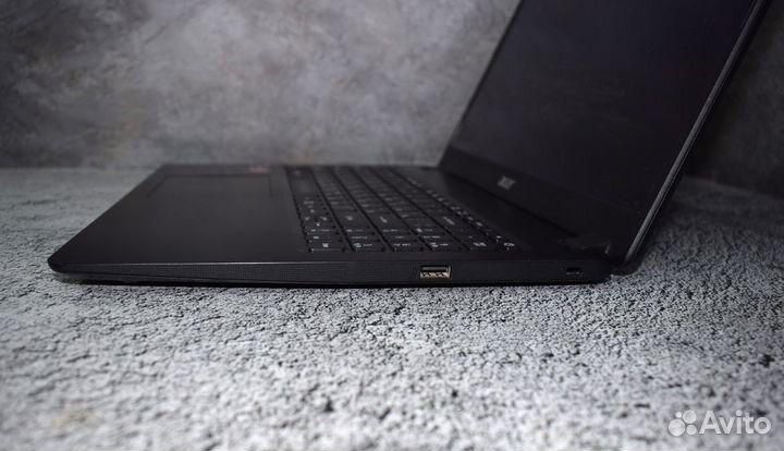 Ноутбук acer на Ryzen 3 3200U/ Vega 3/ Full HD