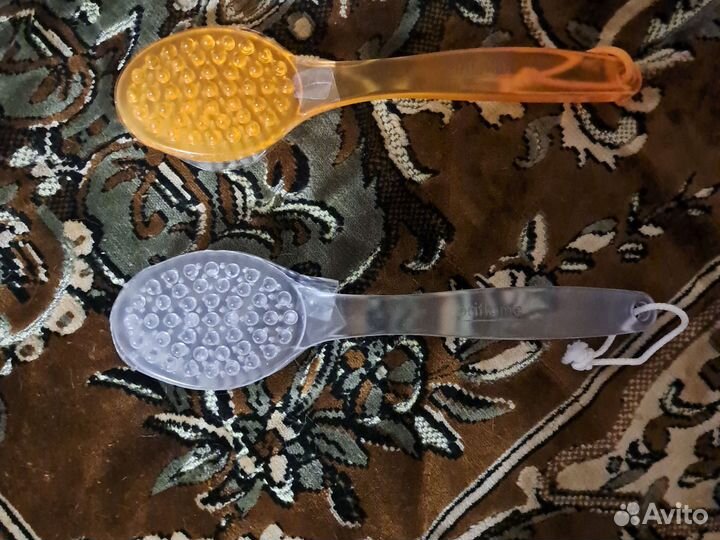 Массажная щетка для душа