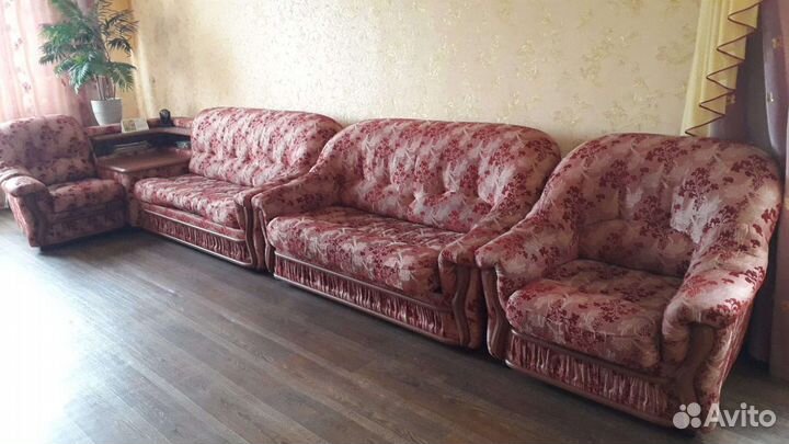 Угловой диван с креслом бу