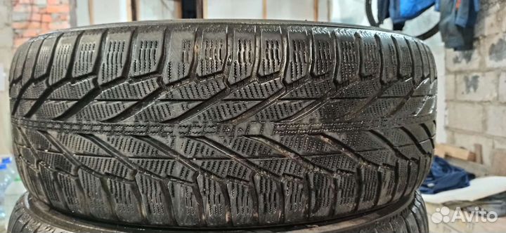 Nokian Tyres Hakkapeliitta R2 SUV 235/60 R18 107R