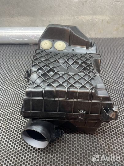 Корпус воздушного фильтра volvo 31474862