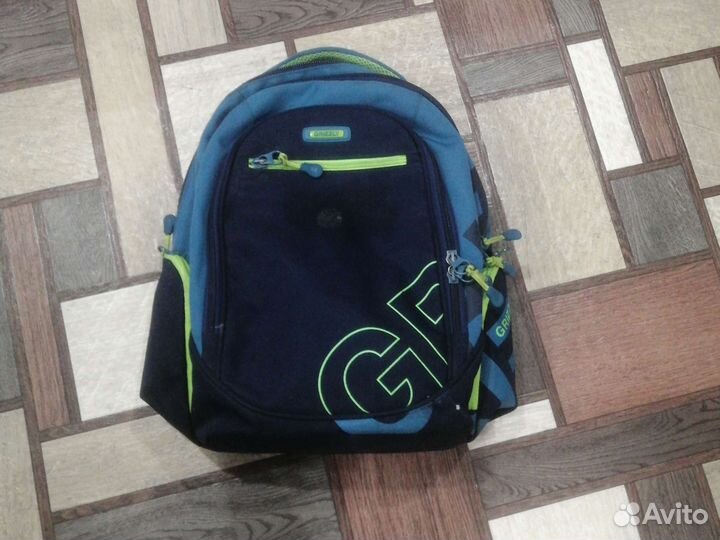 Школьный рюкзак