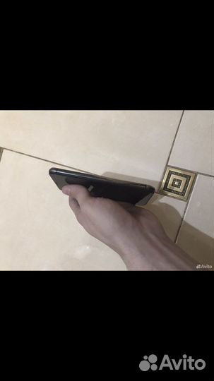 Телефон iPhone х