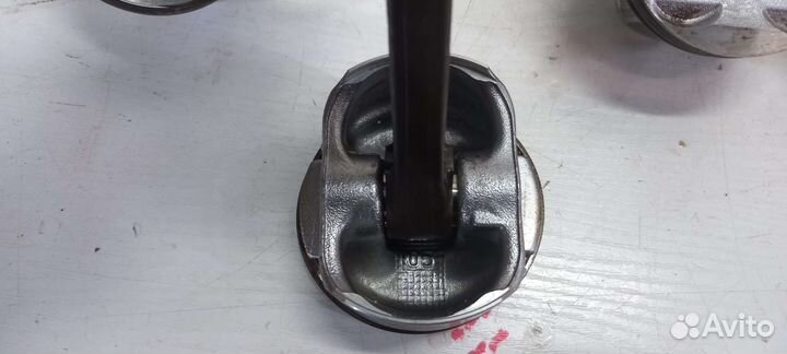 Поршень-шатун 1.6 H4MD Renault