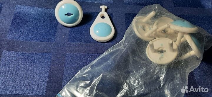 Блокираторы двери и заглушки для розеток