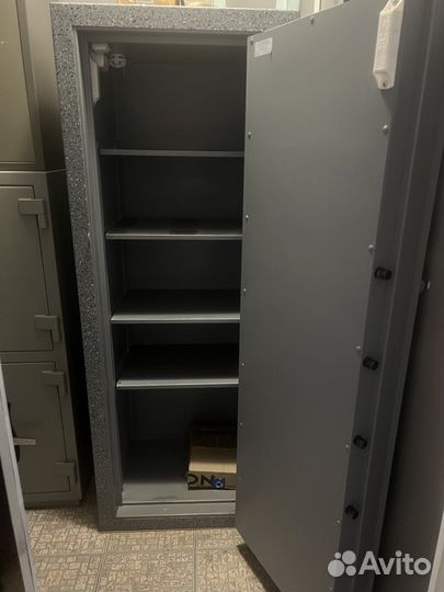 Сейф огнестойкий бу