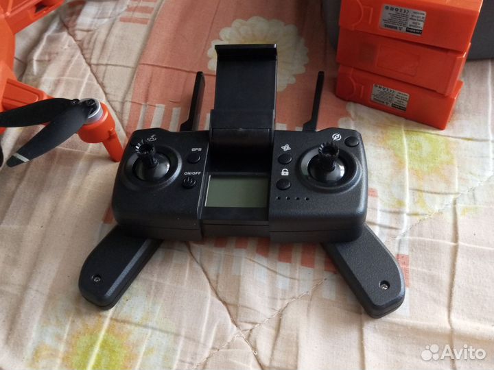 Продам квадрокоптер l900 pro полностью новый