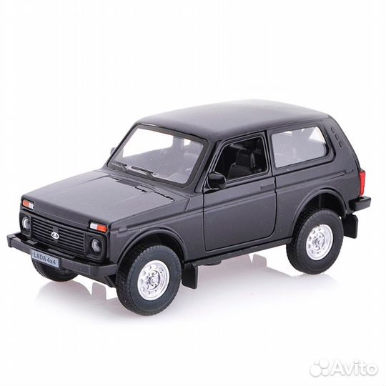 Коллекционная машинка LADA 4x4 1:35 Технопарк LAD