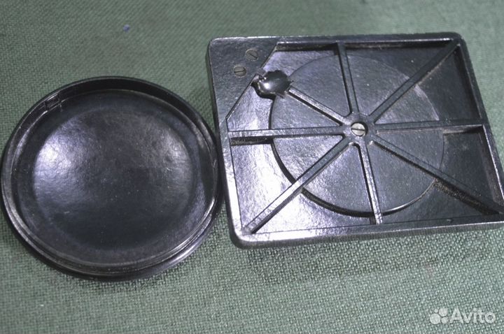 Компас геологический, с футляром. Завод Геологораз