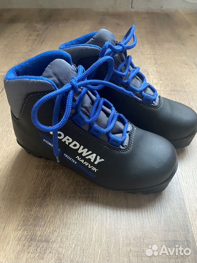 Лыжные ботинки 32р