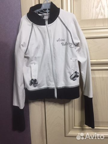 Спортивный костюм для девочки 128-134