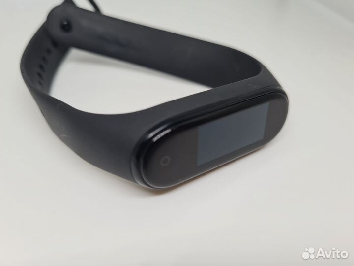 Умные смарт часы Xiaomi Mi band