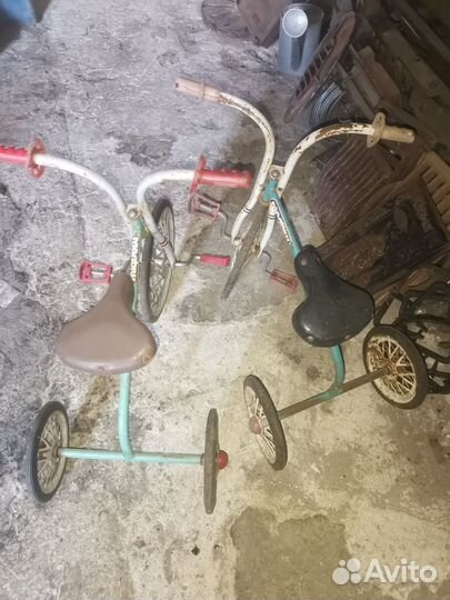 Трехколесный велосипед 