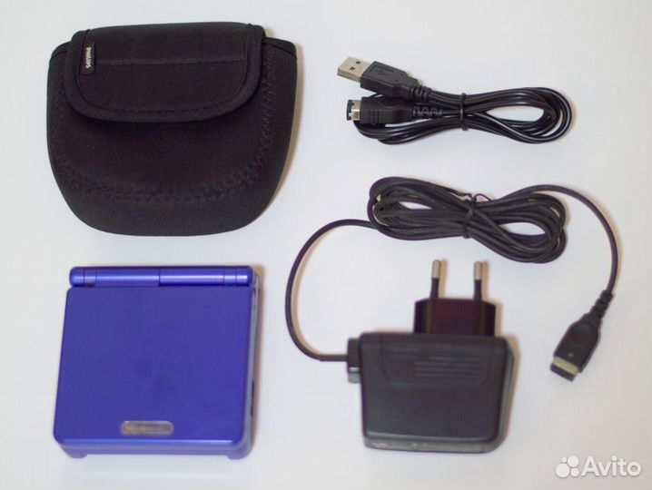 Game Boy Advance SP + 18 картриджей