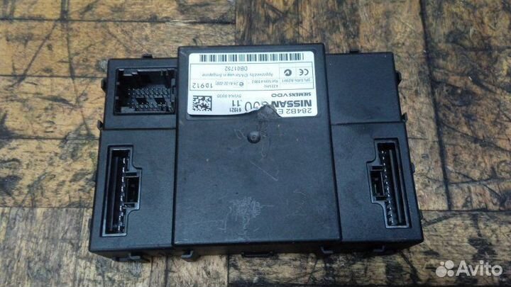 Блок комфорта Nissan Pathfinder R51