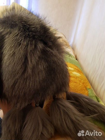 Шапка из цельной чернобурки