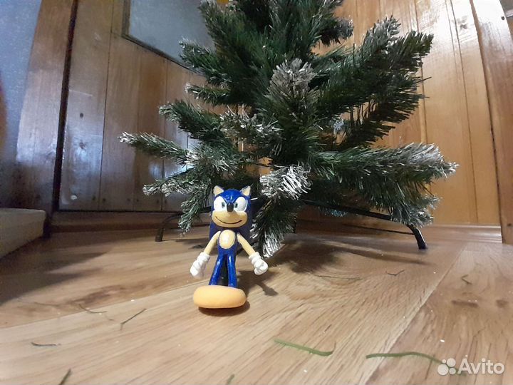 Соник фигурка