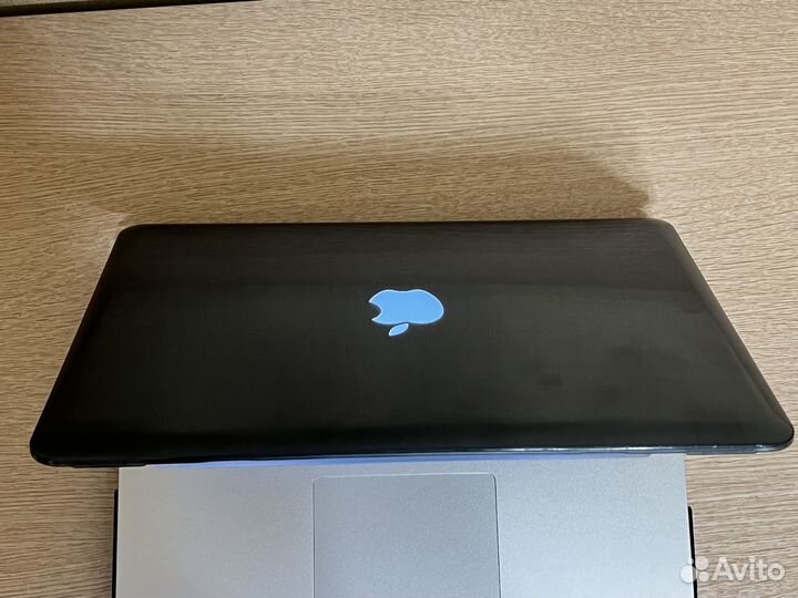 Чехол для MacBook Pro 13