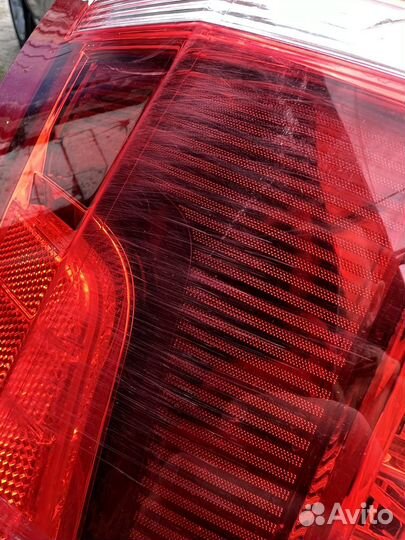 Задний фонарь на volvo xc 90