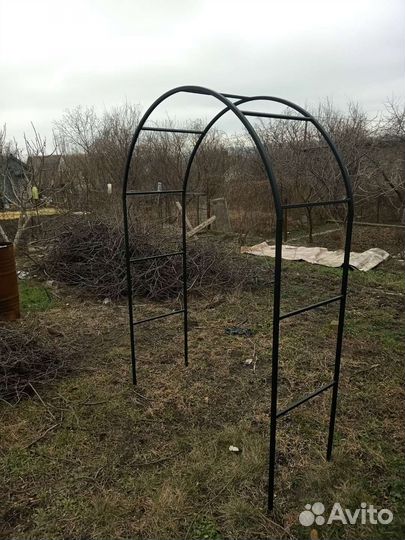 Стойки для вьющихся цветов,арки для роз