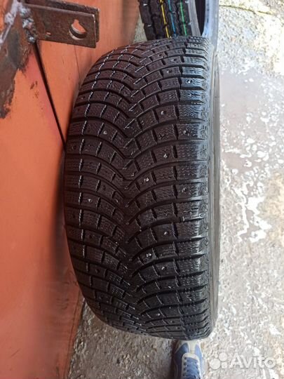 Michelin Latitude X-Ice North 285/60 R18