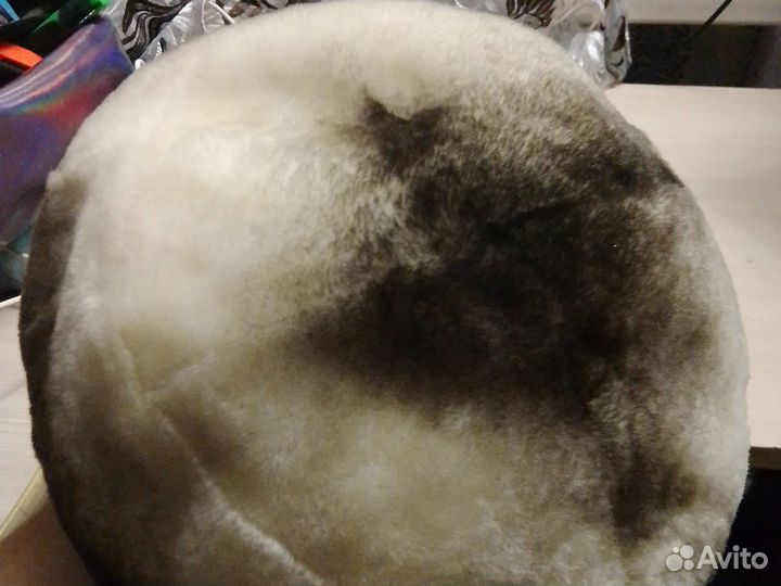 Шапка женская мутоновая