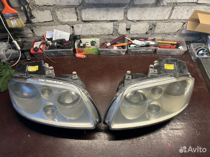 VW Touran Фары