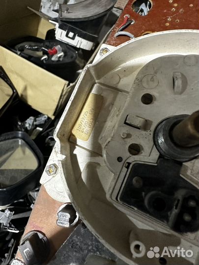 Приборная панель Мерседес w124