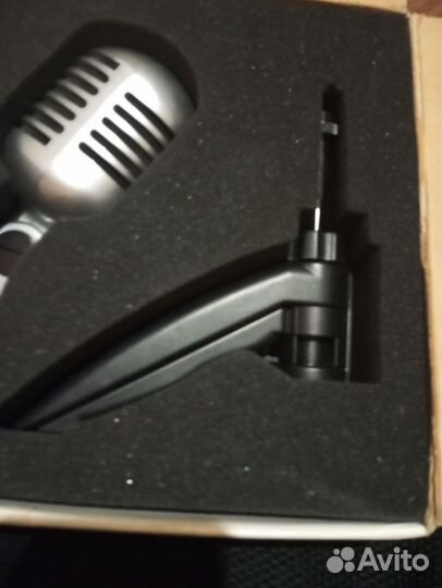 Новый ретро Микрофон