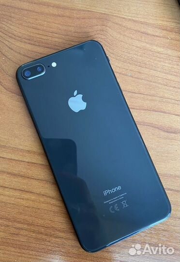 iPhone 8 Plus, 64 ГБ